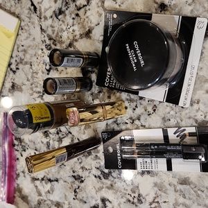 Makeup bundle dark tones